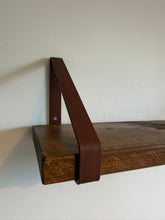 Load image into Gallery viewer, Rust - Triangle Heavy Duty Metal Shelf Bracket
